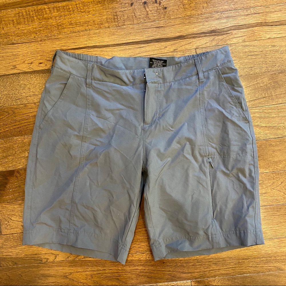 32 Degrees Gray Women’s Cargo Shorts